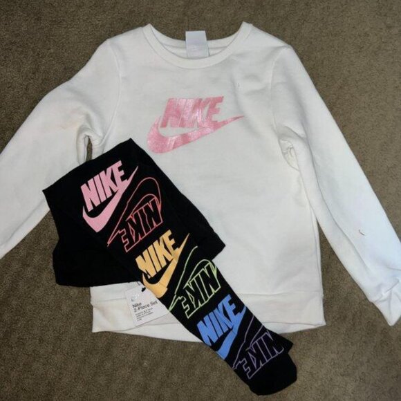 Nike Girls' Sportswear Sweatshirt Legging Set 6X White Pink Black NWT - Picture 2 of 4